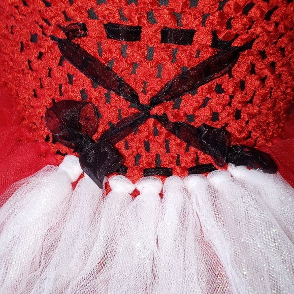 Red Tutu - Picture 7 of 8